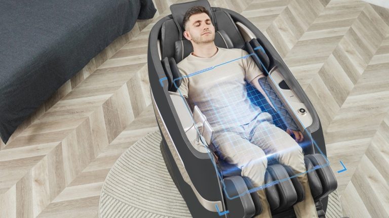 Reviews on Real Relax Favor-09 massage chair recliner 04